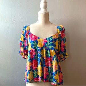 NEW!American Eagle Floral top